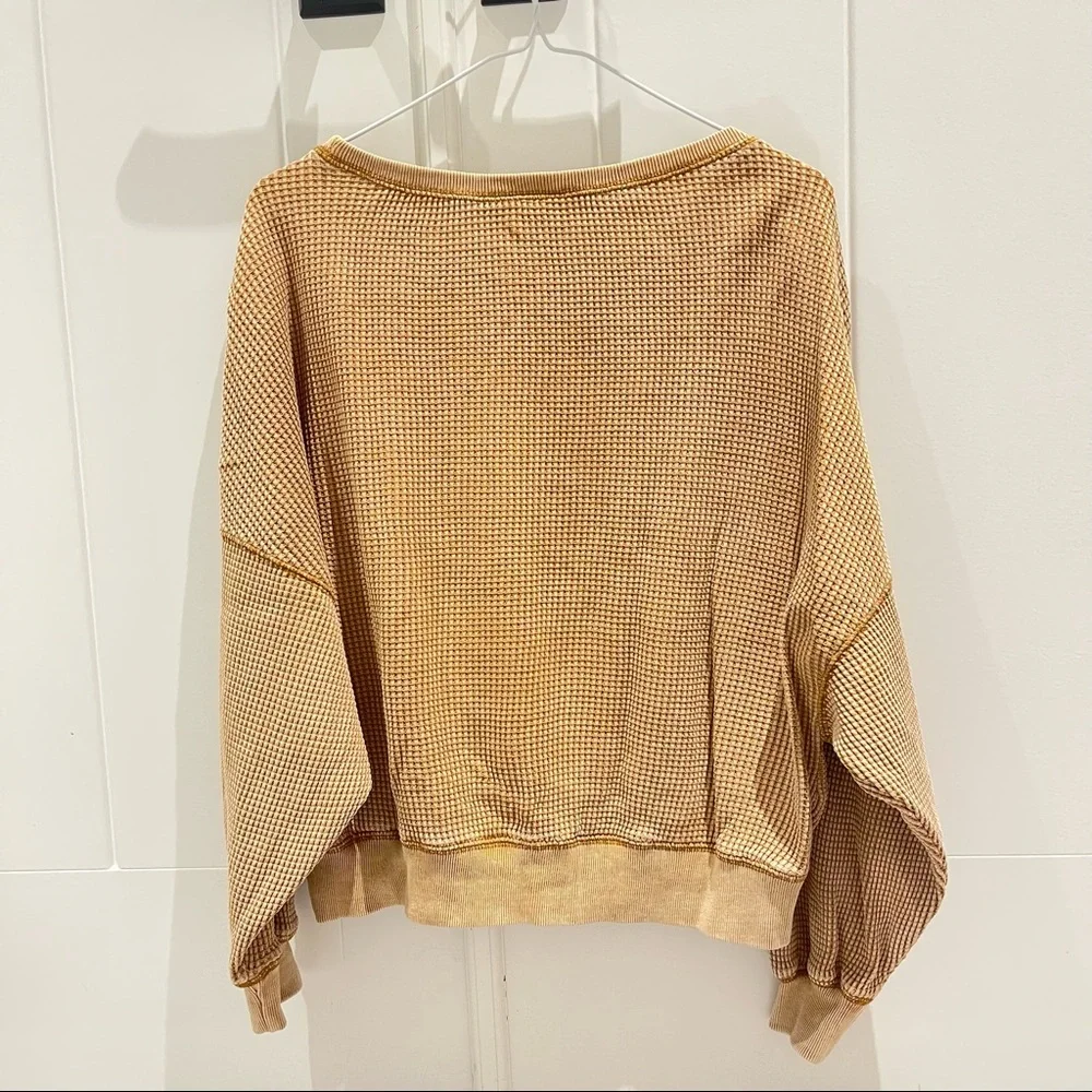 Urban Outfitters Out from Under Luciana Long Sleeve Top in Beige (XS) - Picture 8 of 10